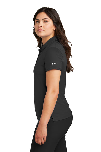 Nike Women's Victory Solid Polo